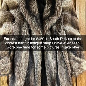 Luxurious Fur Coat in Brown and Black